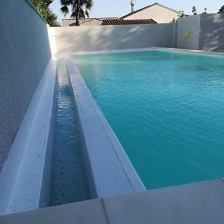 Appartement Dans Villa Avec Piscine Et Jardin Маргеритт Екстер'єр фото